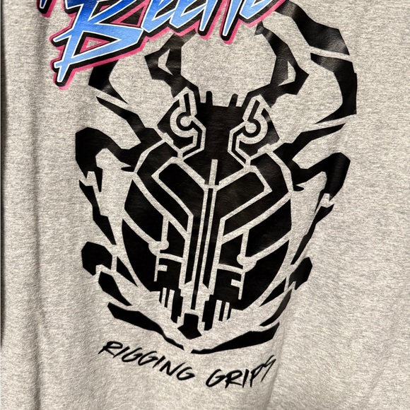 Blue Beetle Movie Crew Shirt Rigging Grips Gray l29 long 23 armpit to armpit - Picture 6 of 7